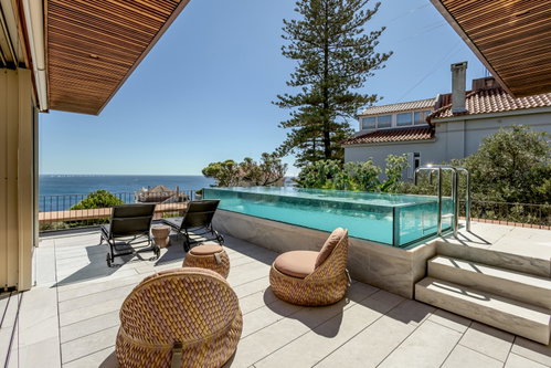 3 bedroom flat, Monte Estoril, sea view and private pool