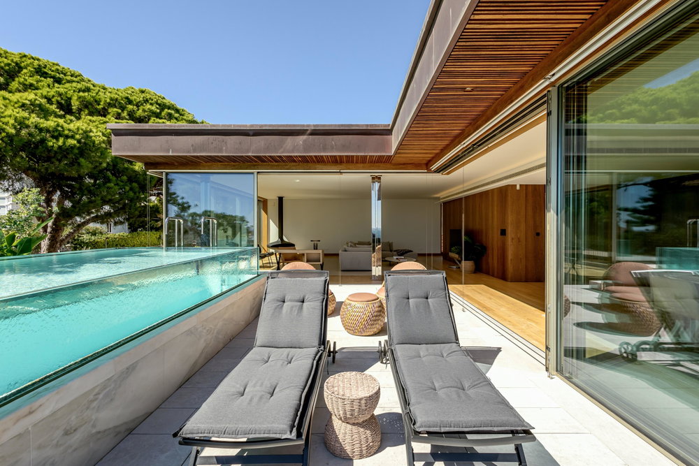 3 bedroom flat, Monte Estoril, sea view and private pool
