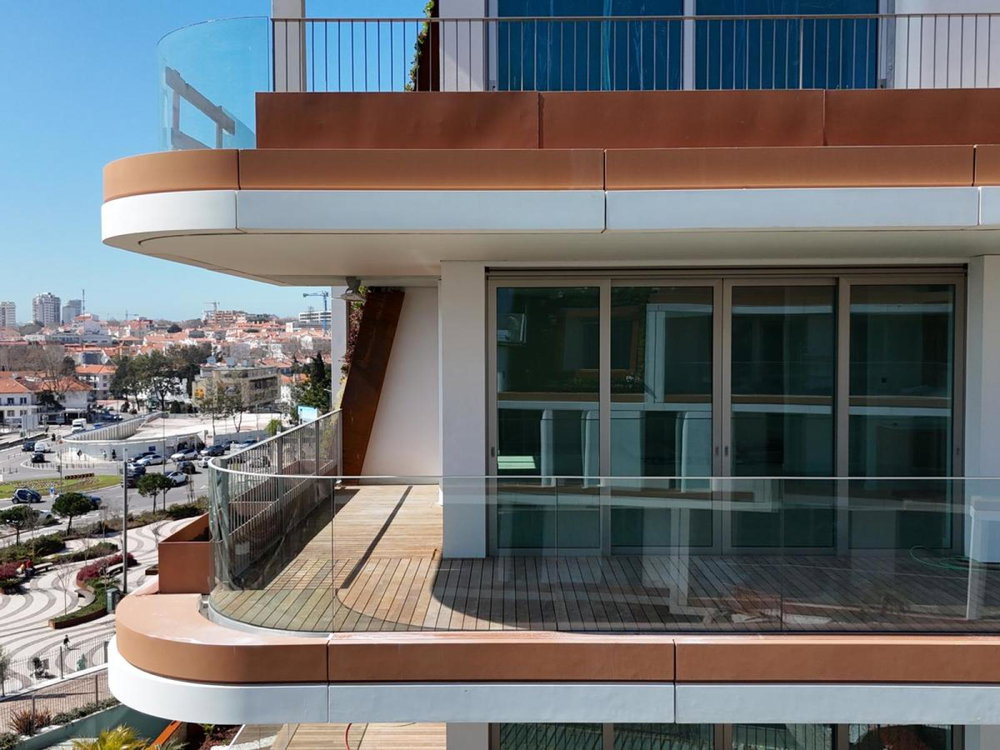 4 bedroom flat, with sea view, in Cascais
