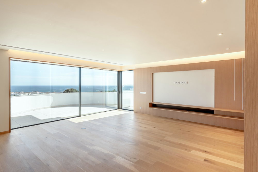 3 bedroom flat with sea view and terrace in Estoril