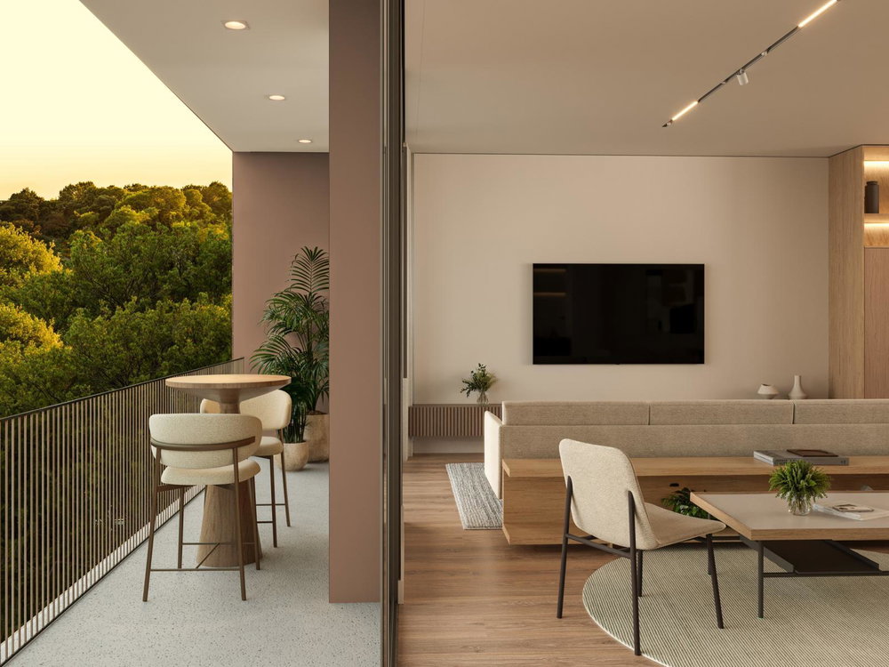 2 bedroom flat with balcony and 2 parking spaces in Porto
