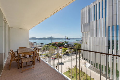 Apartment For Sale in Conde Barão (São Paulo)