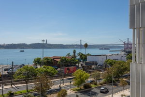 Apartment For Sale in Conde Barão (São Paulo)