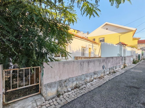 3 bedroom villa in Cascais for total rehabilitation, with approved project