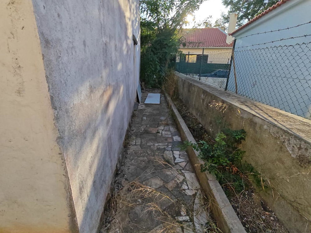 3 bedroom villa in Cascais for total rehabilitation, with approved project