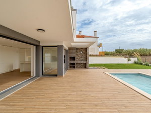 New 4 bedroom villa with sea views, garden and pool in Assenta, Ericeira