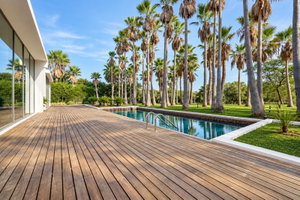 Contemporary 3 bedroom villa, located in São Rafael, Olhos de Água