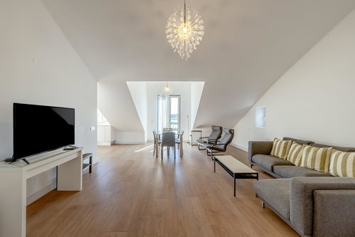 Two bedroom apartment with two balconies and river view