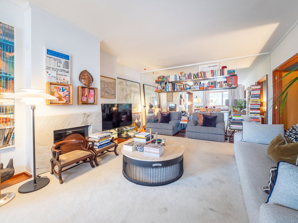 3-bedroom apartment with garage and storage space in Aviz