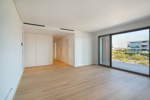 Brand-new 2-bedroom apartment in Belas Clube de Campo