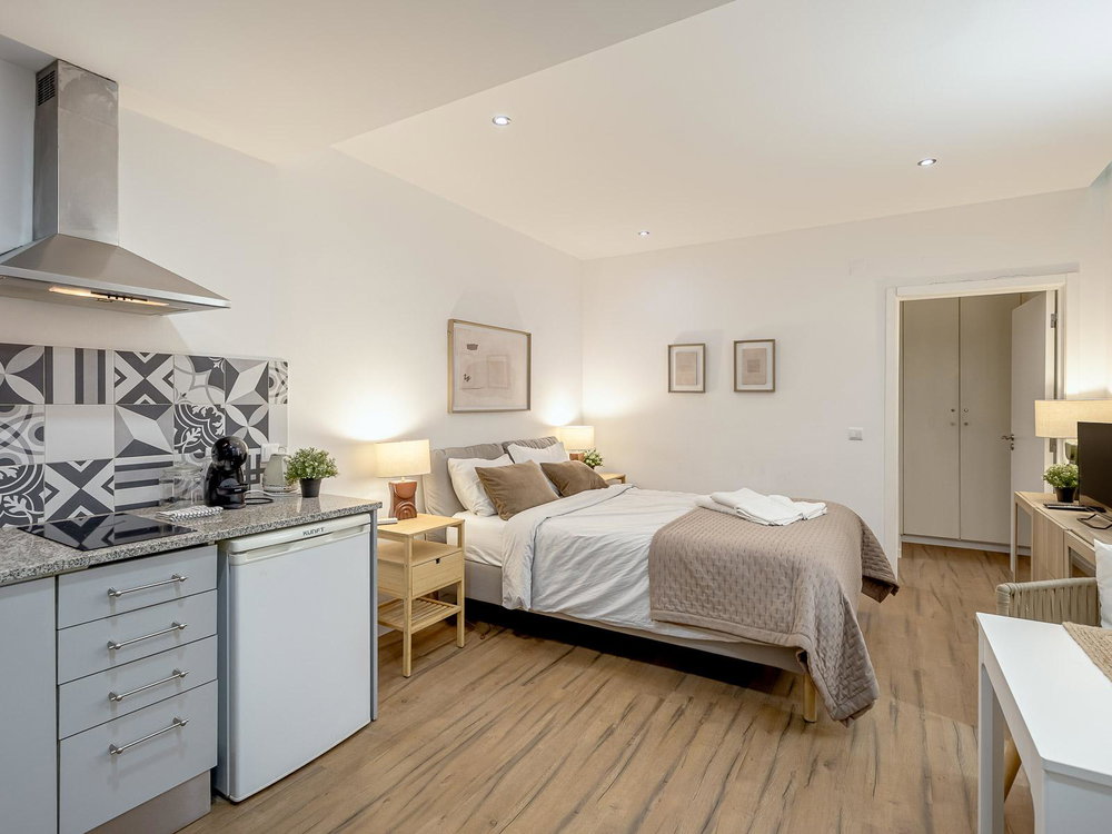 1-bedroom apartment converted into two studios in Cais do Sodré
