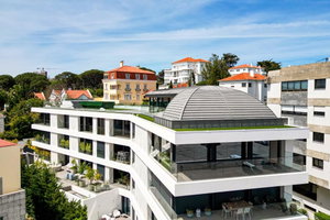Duplex Penthouse 4+1 Bedroom with Private Rooftop and Pool in Estoril