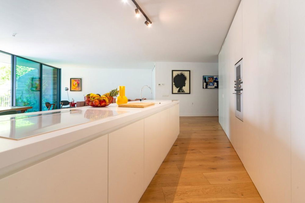 Stylish four-bedroom flat with a garden, Chiado, Lisbon