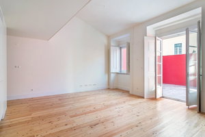 Unique Studio with Mezzanine & Private Terrace in Lapa, Lisbon 4156304590