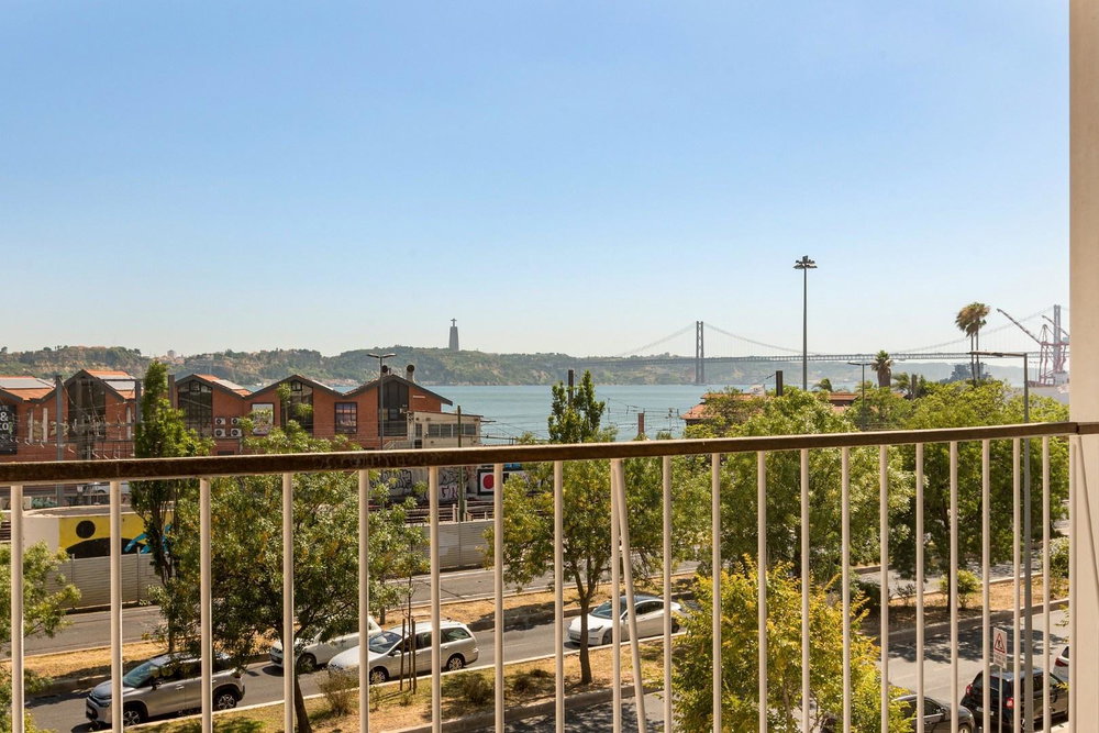 Apartment with River Views in Santos, Lisbon’s Design District 1022206449
