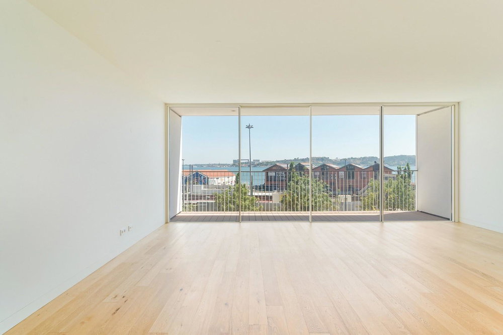 Apartment with River Views in Santos, Lisbon’s Design District 1022206449