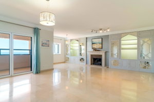 4-Bedroom Duplex Penthouse with Panoramic Sea Views in Gandarinha, Cascais