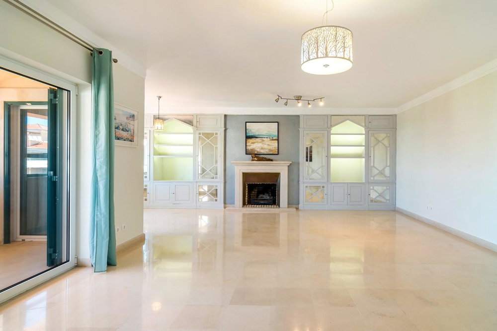 4-Bedroom Duplex Penthouse with Panoramic Sea Views in Gandarinha, Cascais