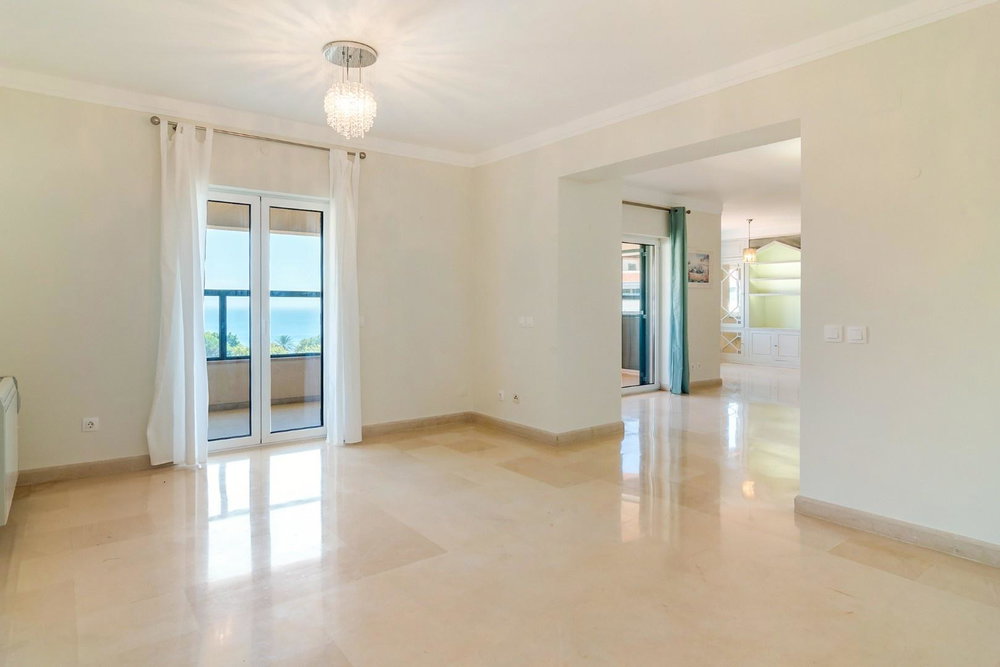 4-Bedroom Duplex Penthouse with Panoramic Sea Views in Gandarinha, Cascais