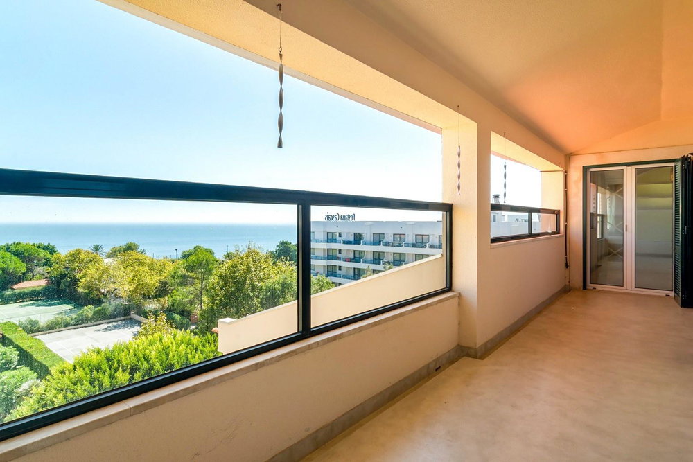 4-Bedroom Duplex Penthouse with Panoramic Sea Views in Gandarinha, Cascais
