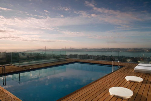 T4 Apartment Sky Restelo: Contemporary Living Where Architecture, Comfort and History Meet in Lisbon