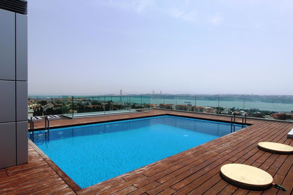 T4 Apartment Sky Restelo: Contemporary Living Where Architecture, Comfort and History Meet in Lisbon
