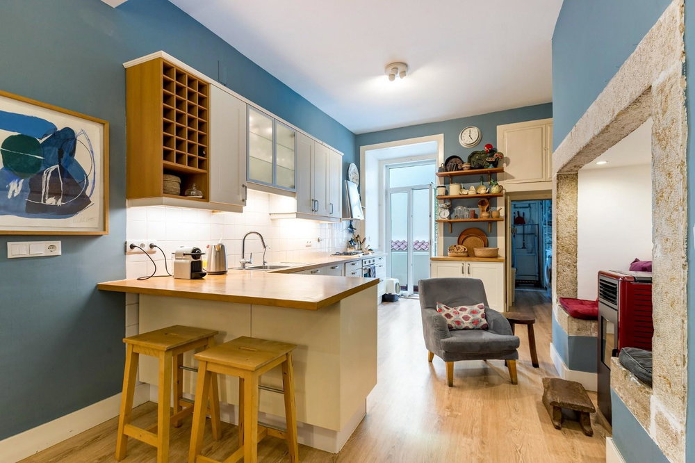 CHARMING 3-BEDROOM APARTMENT | RUA DE SÃO PAULO | CAIS DO SODRÉ