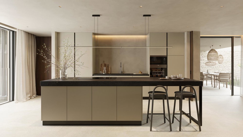 Luxury Homes next to Estoril Golf Course