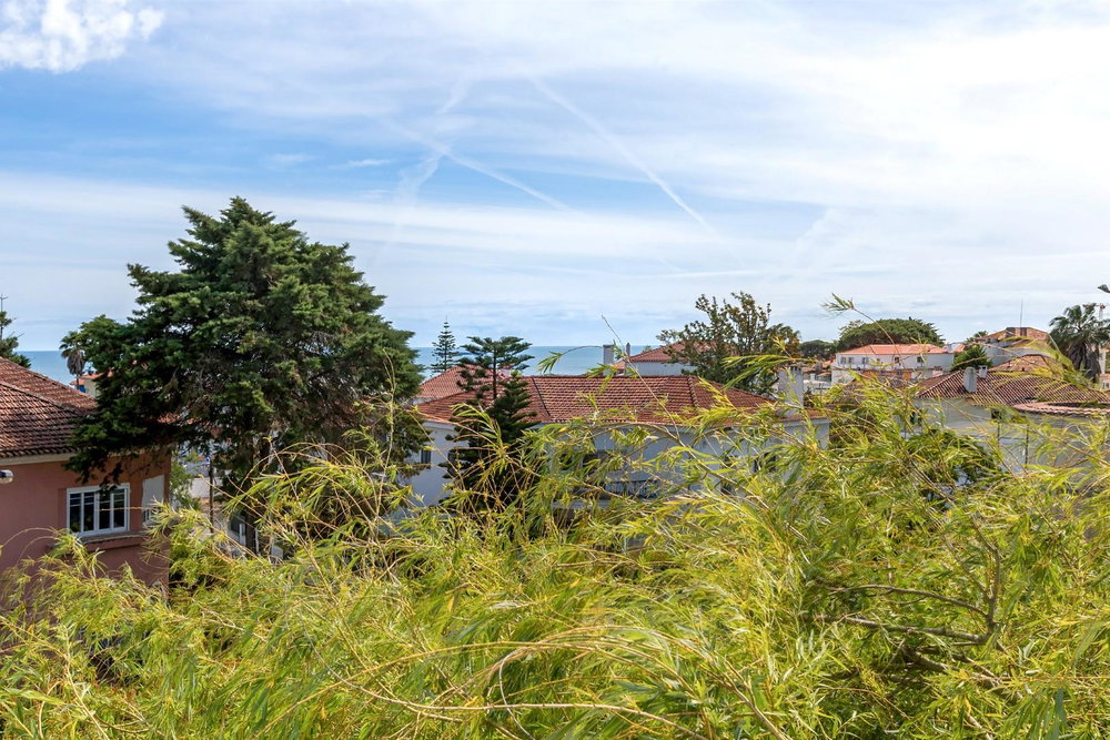 Restored Modernist Villa in Estoril 1163259399