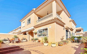 Villamartin Alicante Townhouse 2151763007