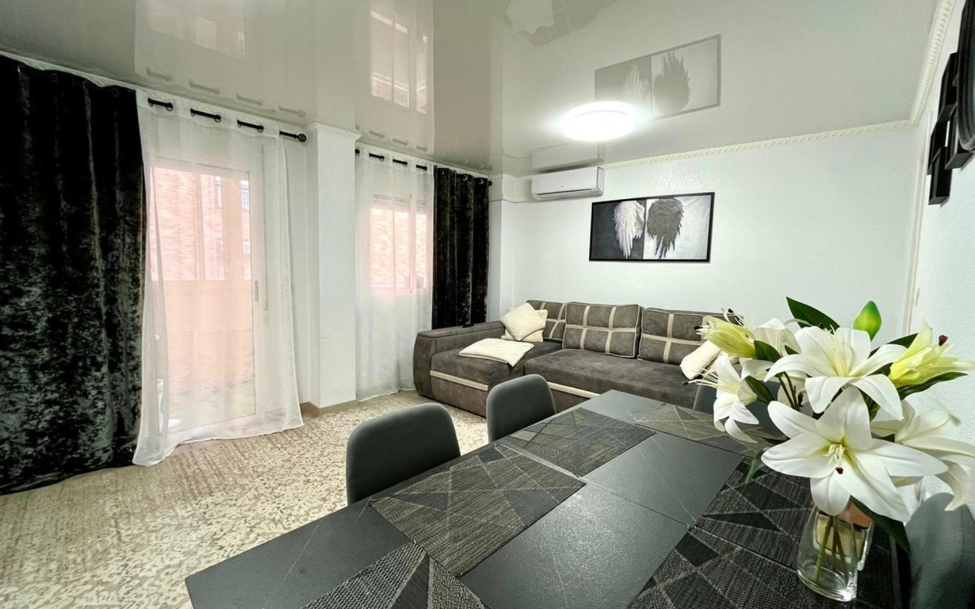 Torrevieja · Alicante REF #CSPX-96740 · Apartment