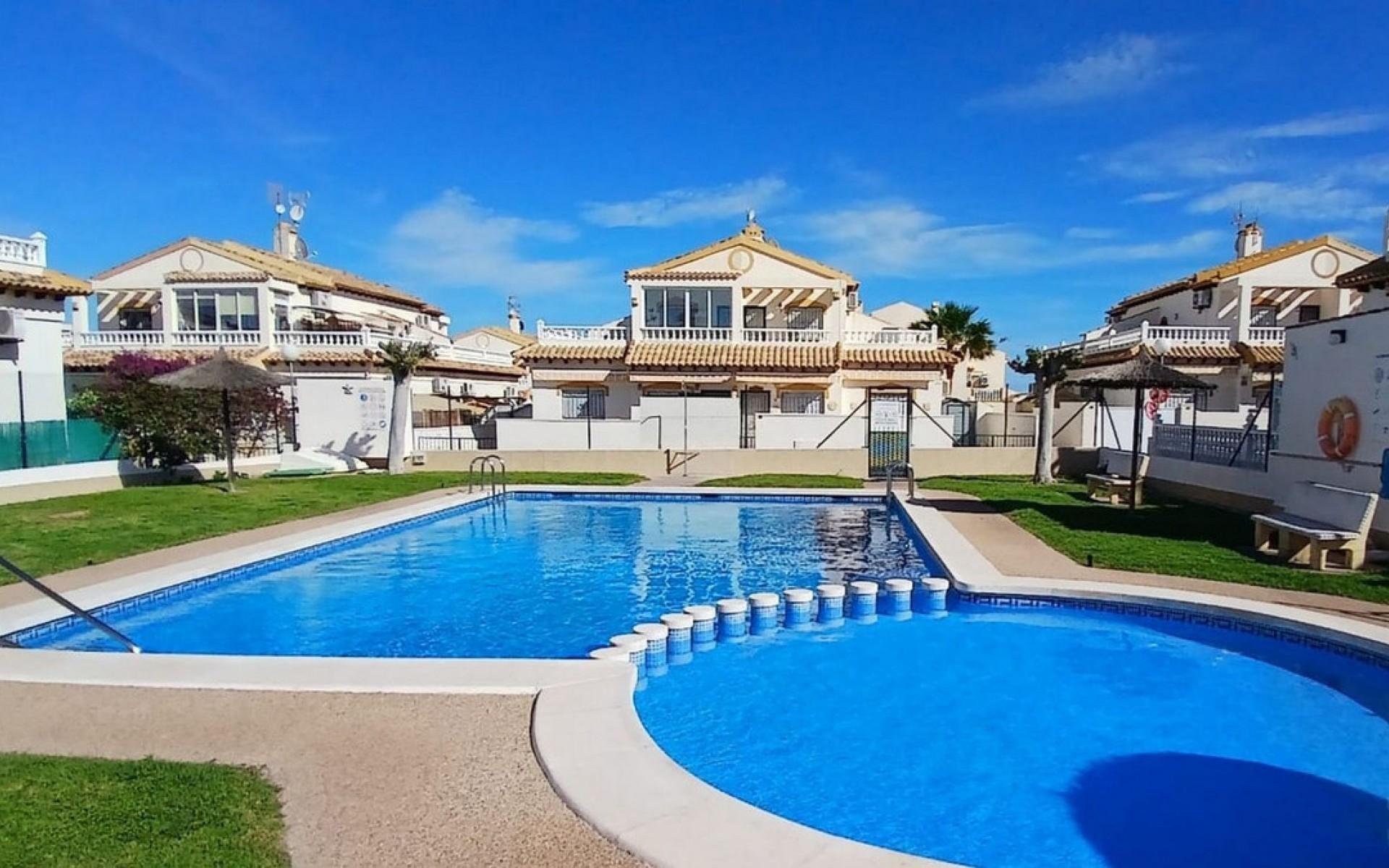 Punta Prima · Alicante REF #CSPX-29472 · Townhouse