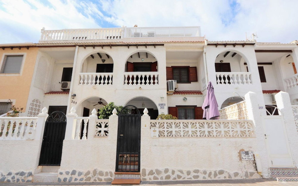 Mil Palmeras Alicante Townhouse 2882028169