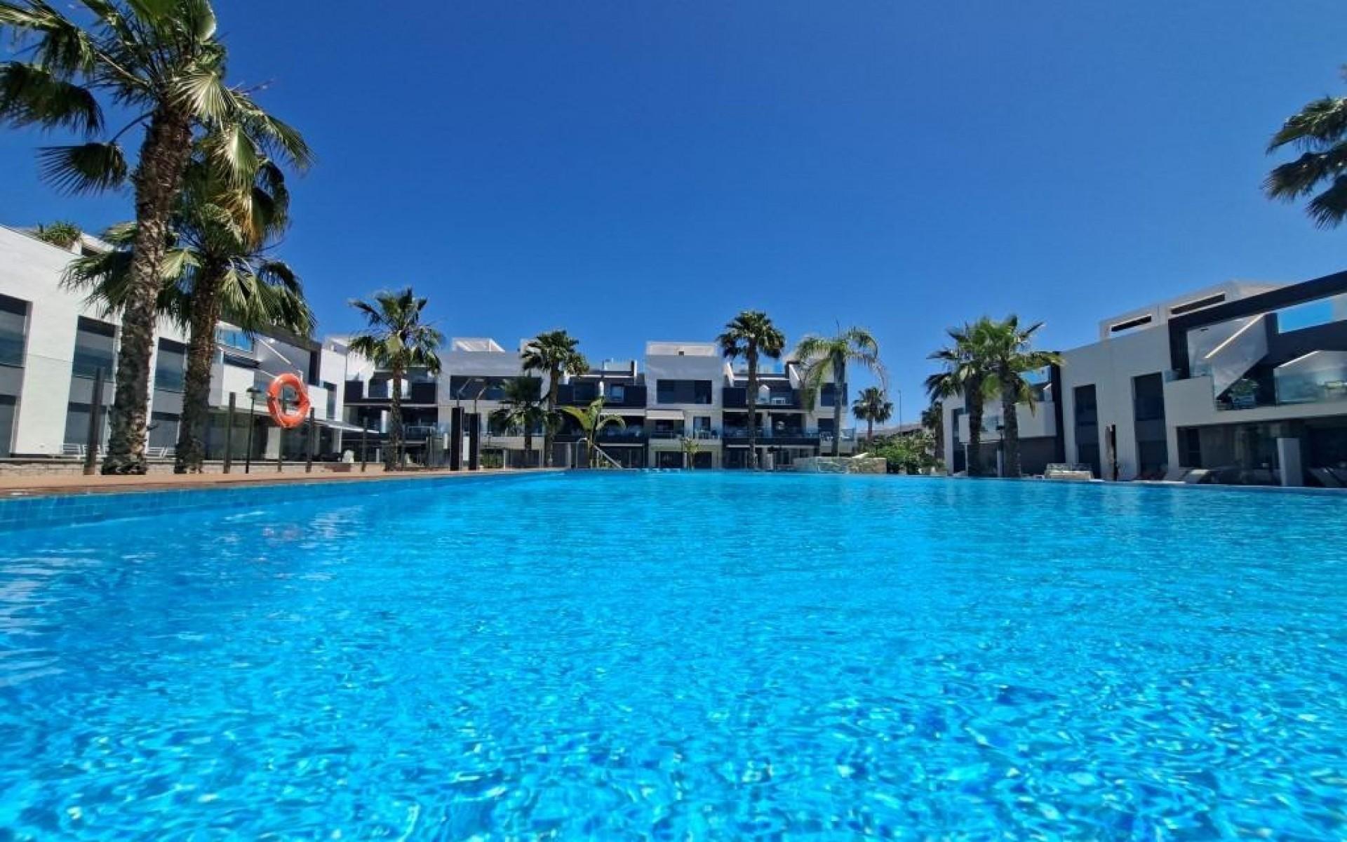 Guardamar Del Segura · Alicante REF #CSPX-95242 · Apartment