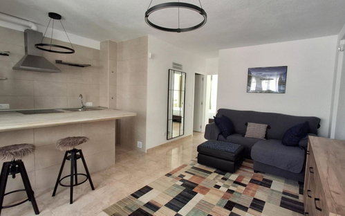Torrevieja · Alicante REF #CSPX-83371 · Apartment 3216335172