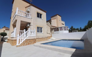 San Miguel De Salinas · Alicante REF #CSPX-53309 · Villa 3071060785