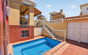 Torrevieja · Alicante REF #CSPX-51224 · Townhouse 3136404006