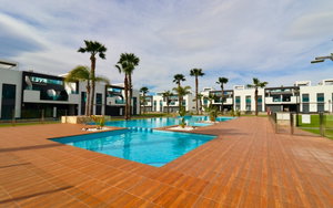 Guardamar Del Segura · Alicante REF #CSPX-41303 · Apartment 4218419099