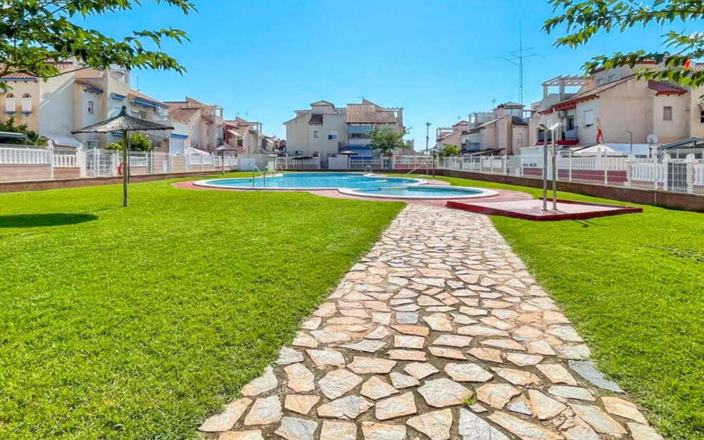 Playa Flamenca · Alicante REF #CSPX-53167 · Villa 1065017871