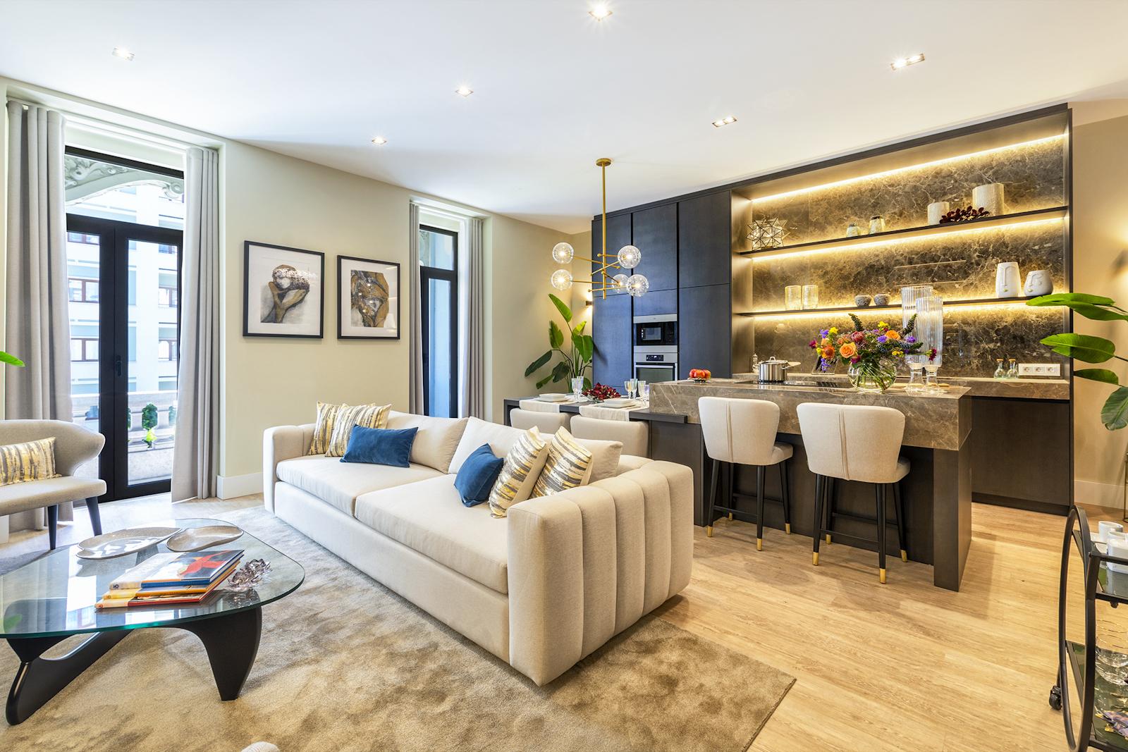 12-bedroom apartment with parking in Marquês de Pombal in Lisbon