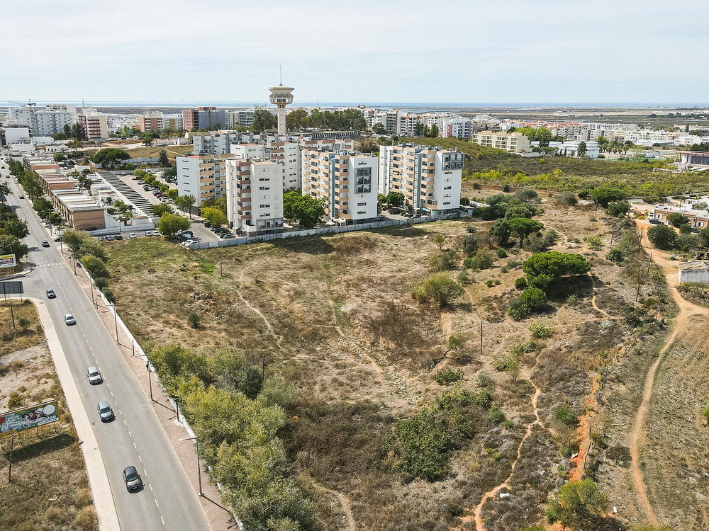 Plot of and for construction in Faro, Algarve 2558737090