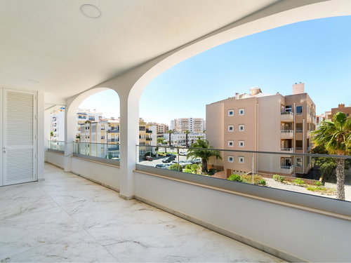 2-bedroom apartment, in gated community, in Lagos, Algarve 3673406355