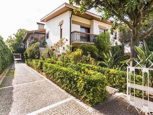 4-bedroom villa, with garage and garden, in Perafita, Matosinhos