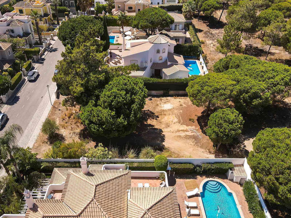 Land for construction, in Varandas do Lago, Ancão, Algarve 1217165388