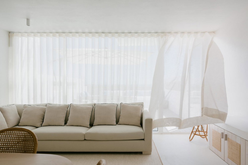 3+1-bedroom villa with private terrace in Fuseta, Faro. 3847534254
