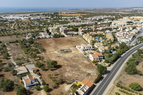 Land for subdivision, in Tavira, Algarve 3530787643