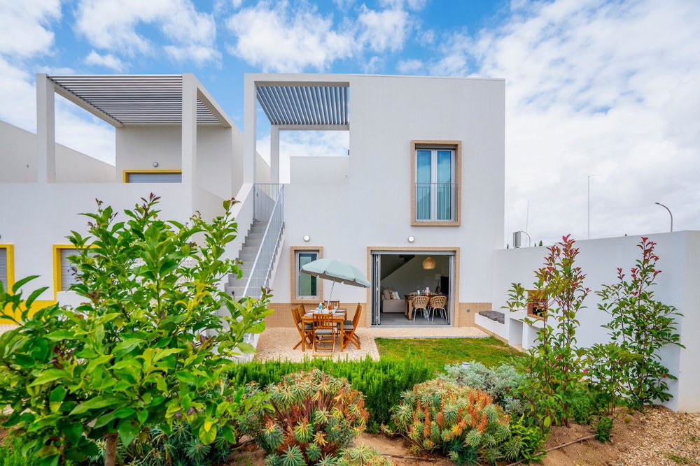 3-bedroom villa, in the Uptown condominium, Algarve 971554106