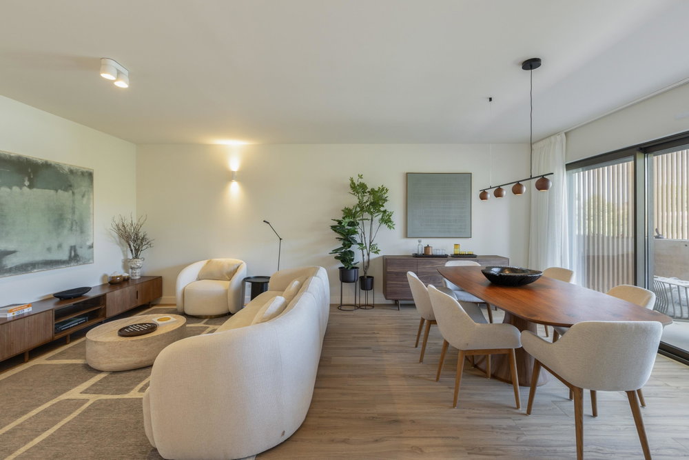 3 bedroom apartment with balcony in Telheiras, Lisbon