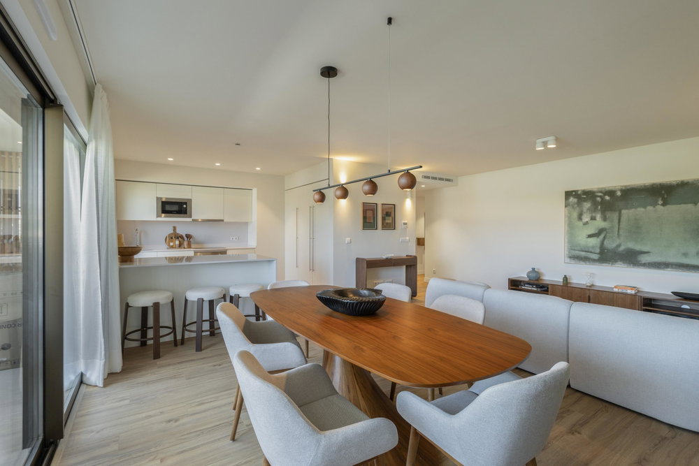 3 bedroom apartment with balcony in Telheiras, Lisbon