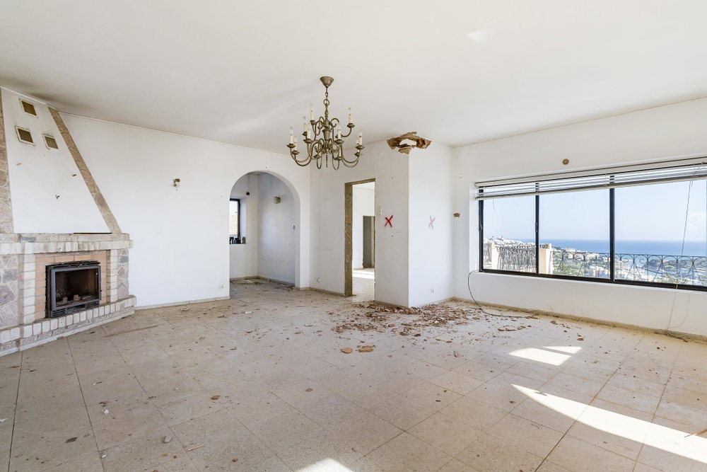5 bedroom villa, with sea and pool views, in Albufeira, Algarve 3888873226